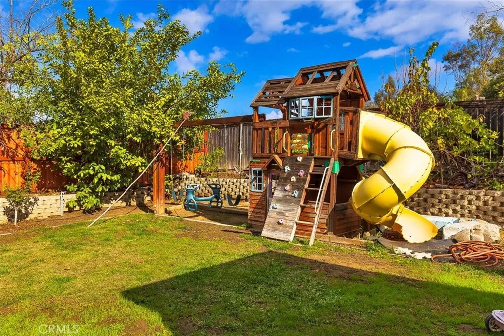 22890 Timber, Wildomar, California 92595 home-pic-32